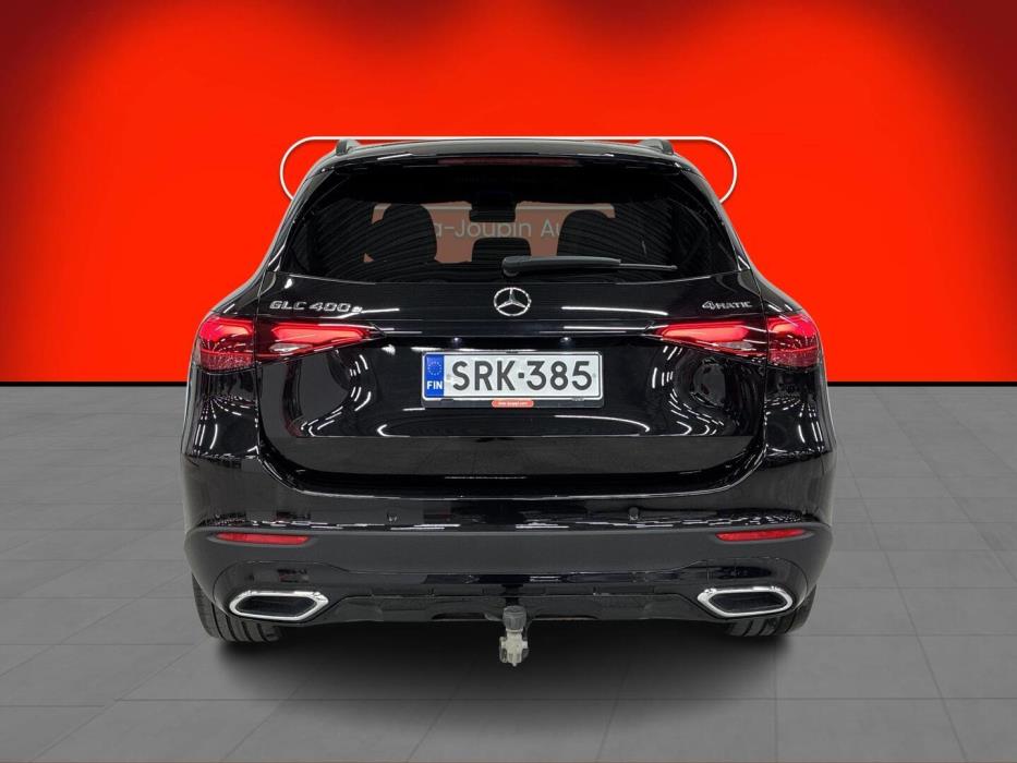MERCEDES-BENZ GLC 2025