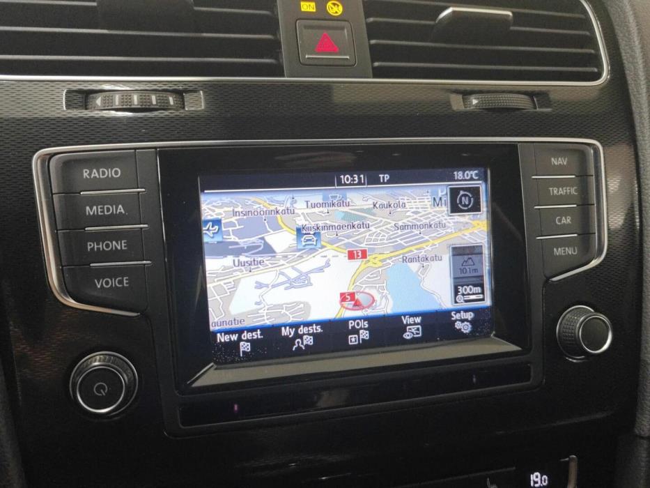 VOLKSWAGEN Golf 2014