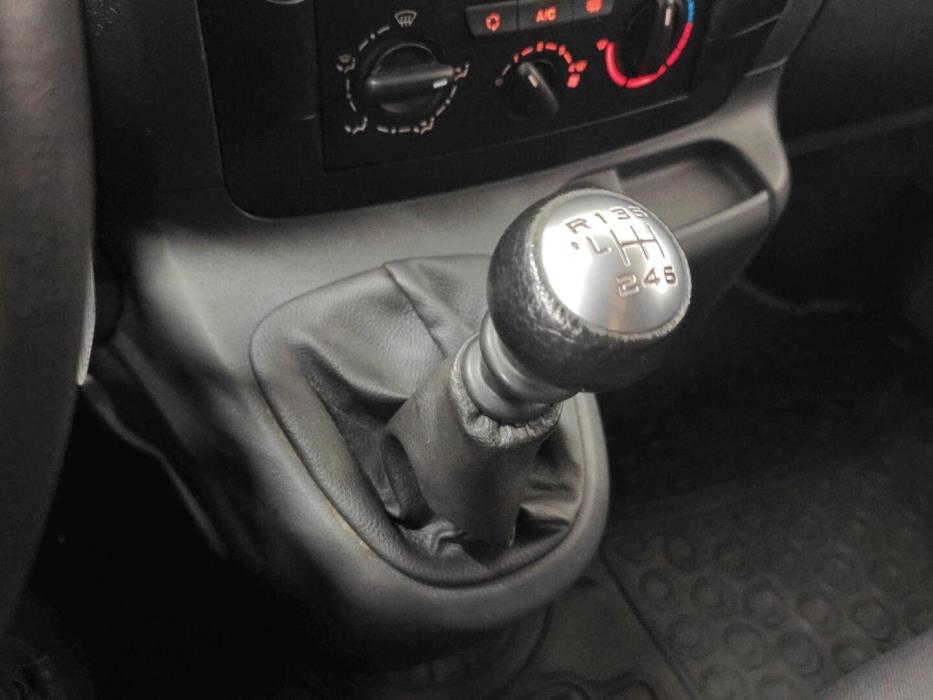 TOYOTA Proace 2016