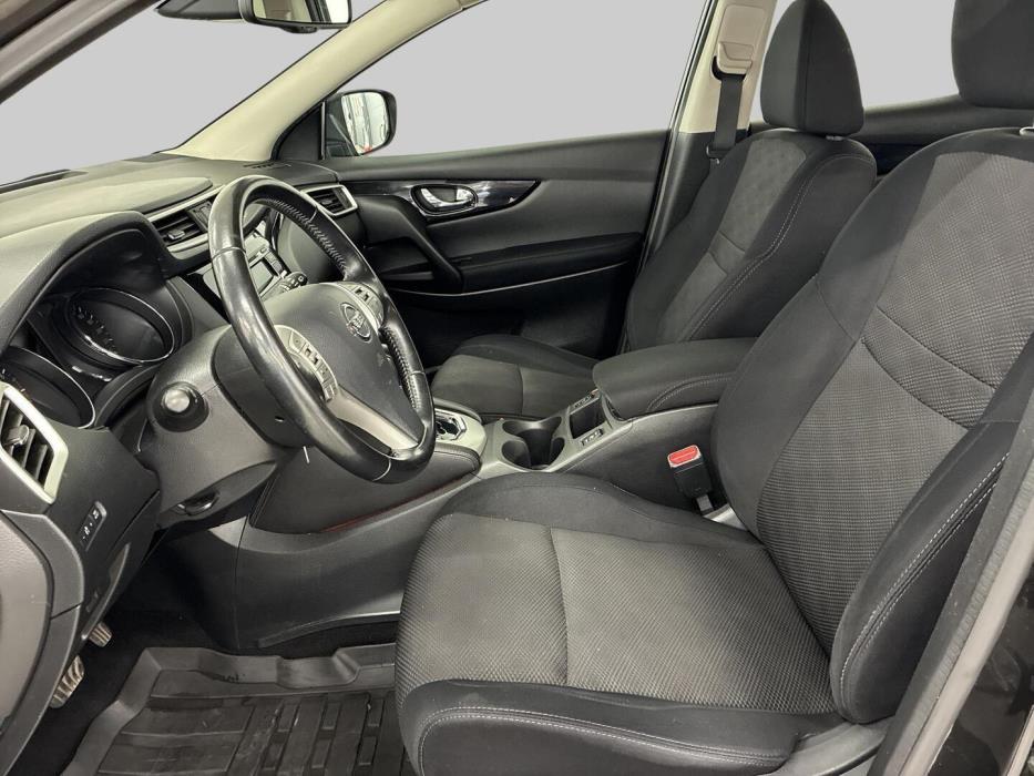 NISSAN Qashqai 2015