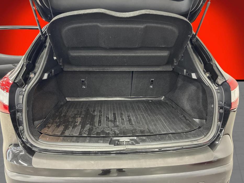 NISSAN Qashqai 2015