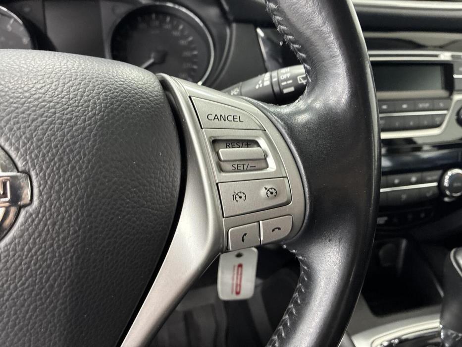 NISSAN Qashqai 2015