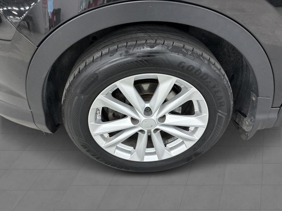 NISSAN Qashqai 2015