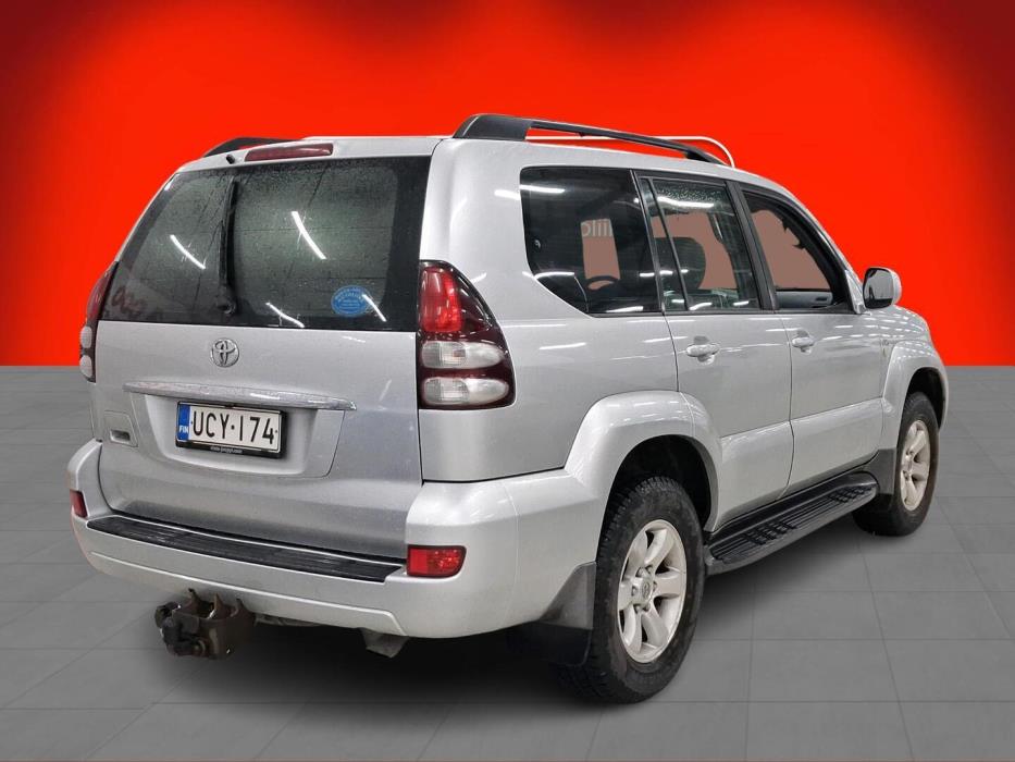 TOYOTA Land Cruiser 2005
