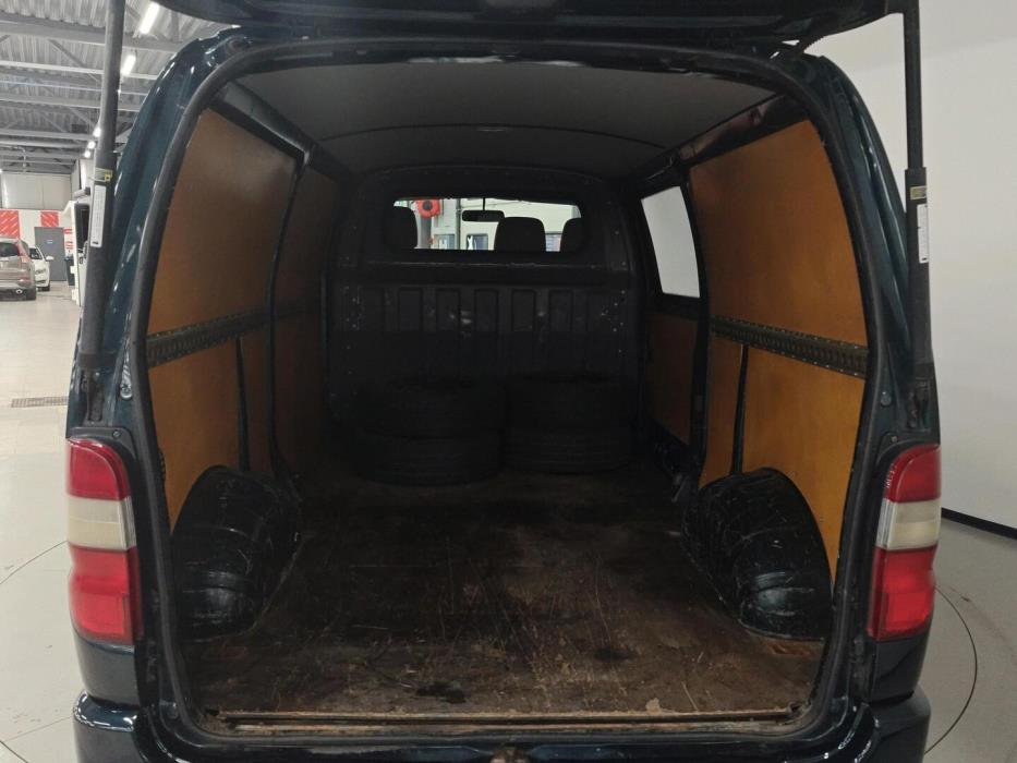 TOYOTA Hiace 2007