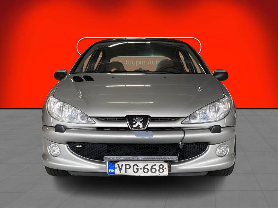 PEUGEOT 206 2004