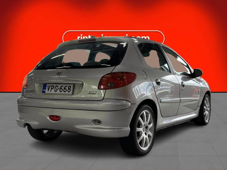 PEUGEOT 206 2004