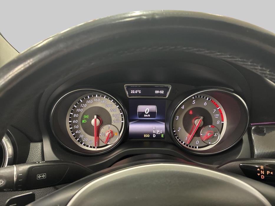 MERCEDES-BENZ CLA 2013
