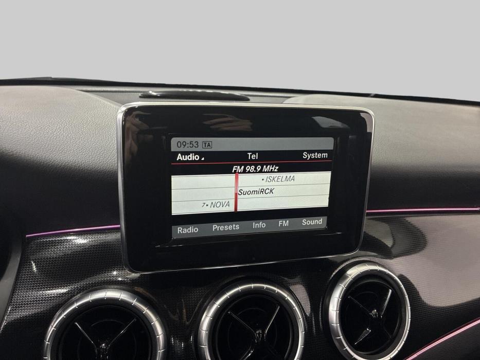 MERCEDES-BENZ CLA 2013