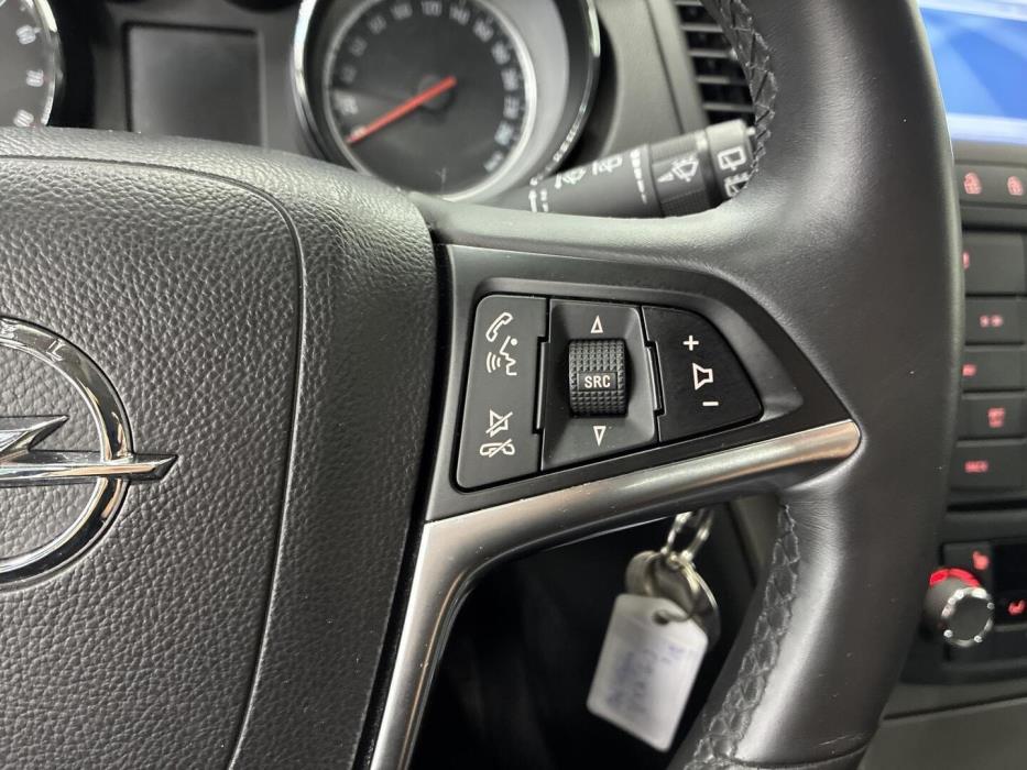 OPEL Insignia 2013