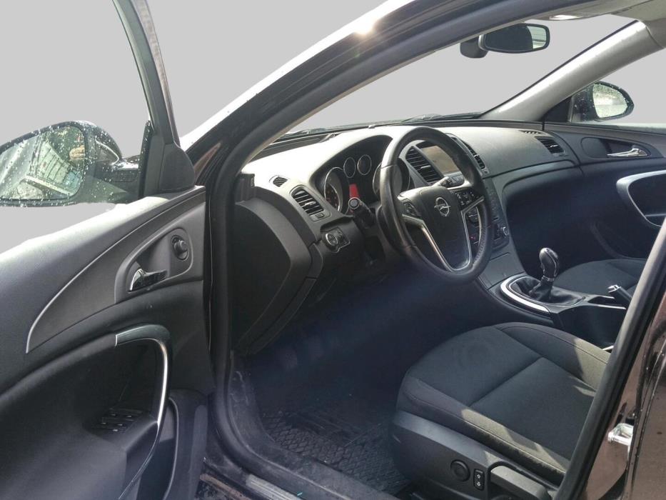 OPEL Insignia 2013