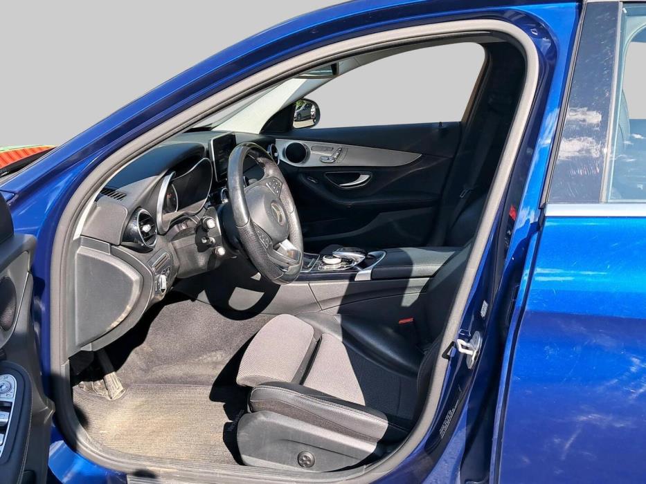 MERCEDES-BENZ C 2016