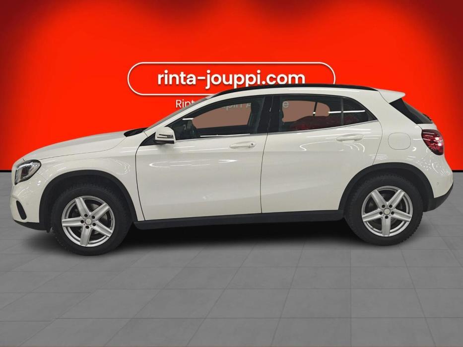 MERCEDES-BENZ GLA 2017