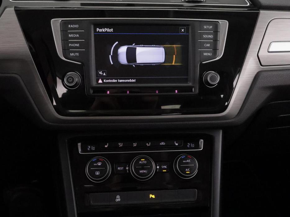 VOLKSWAGEN TOURAN 2017