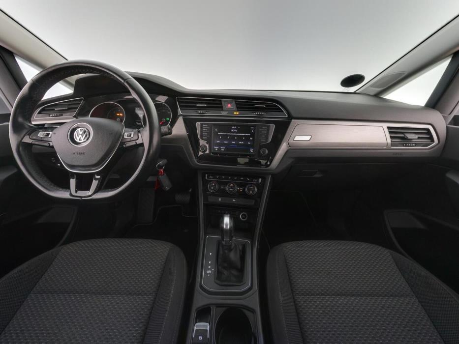 VOLKSWAGEN TOURAN 2017