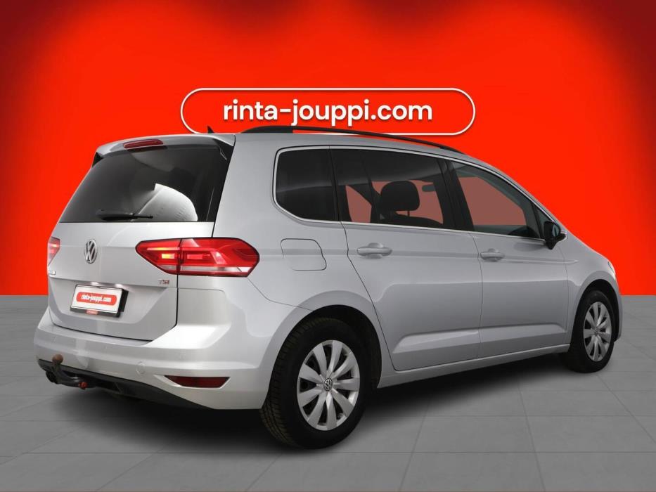 VOLKSWAGEN TOURAN 2017