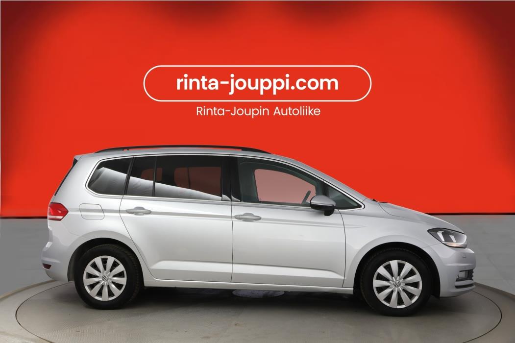 VOLKSWAGEN TOURAN 2017