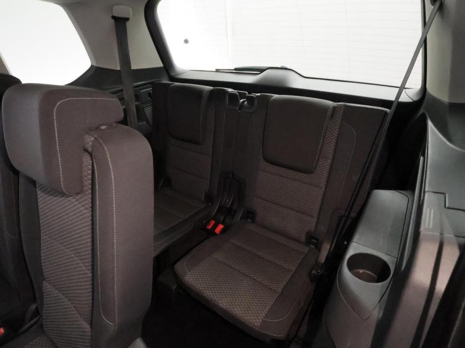 VOLKSWAGEN TOURAN 2017
