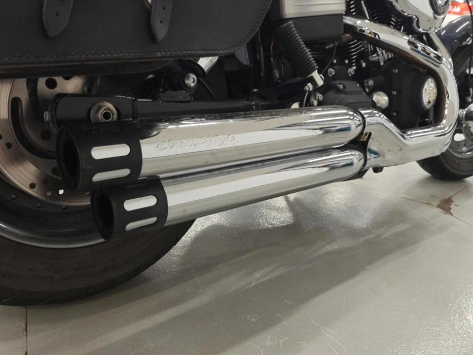 HARLEY-DAVIDSON DYNA 2008
