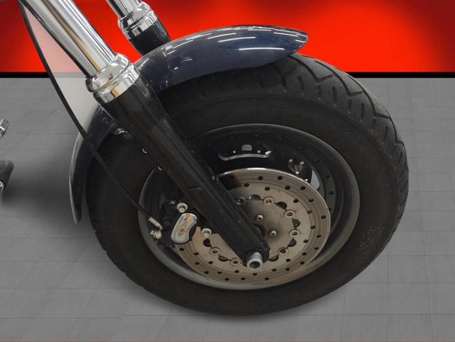 HARLEY-DAVIDSON DYNA 2008