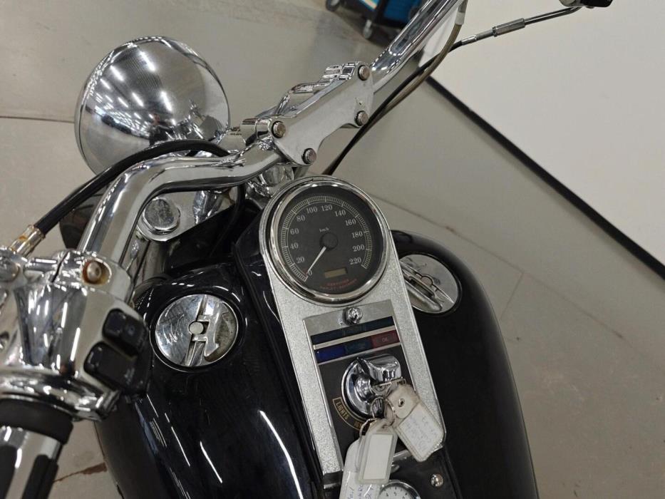 HARLEY-DAVIDSON SOFTAIL 2005