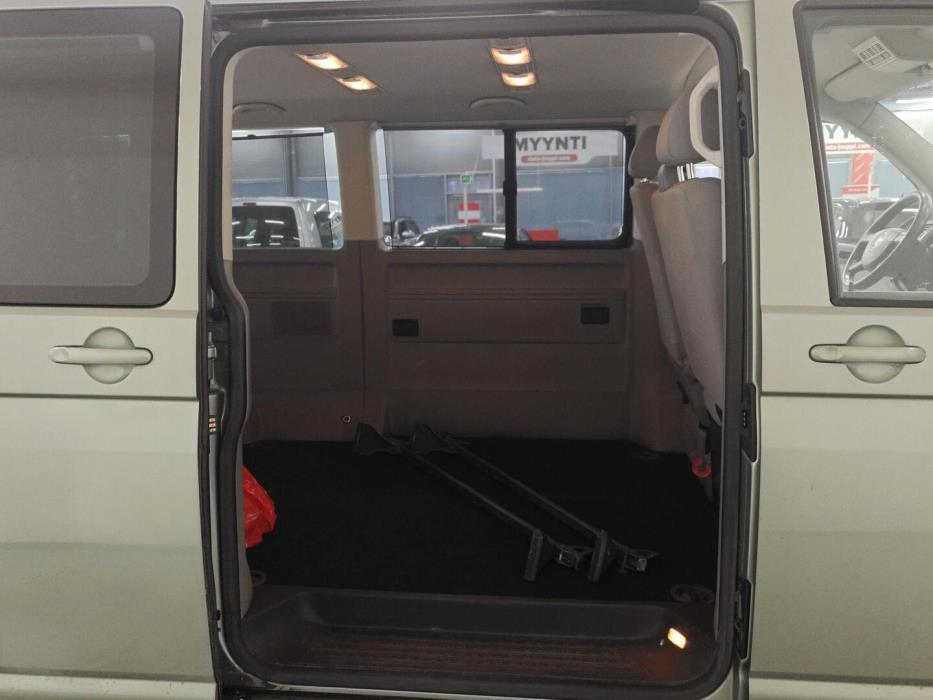 VOLKSWAGEN Transporter 2008