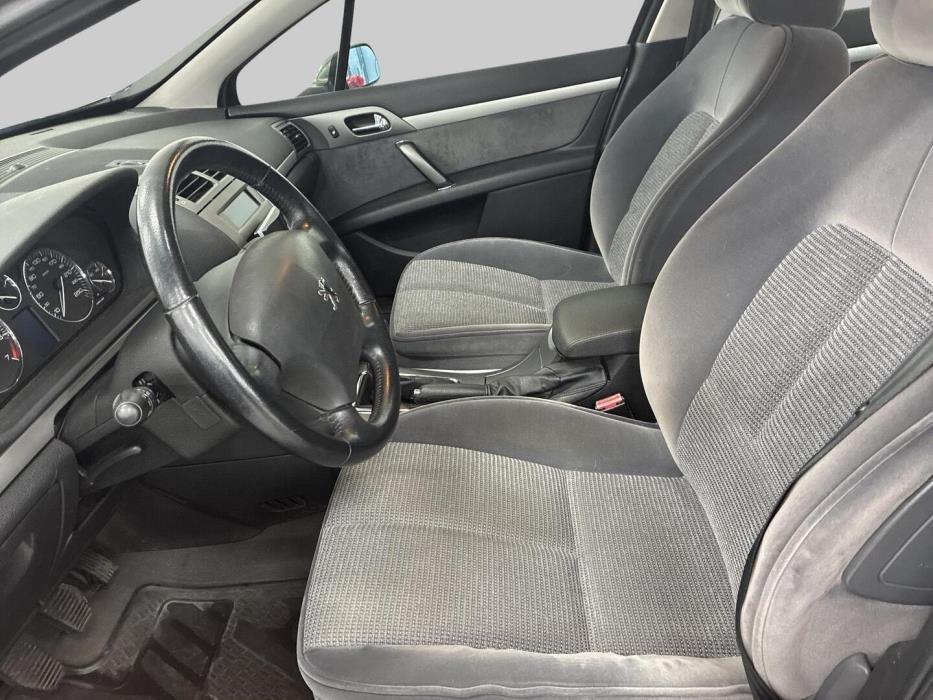 PEUGEOT 407 2004