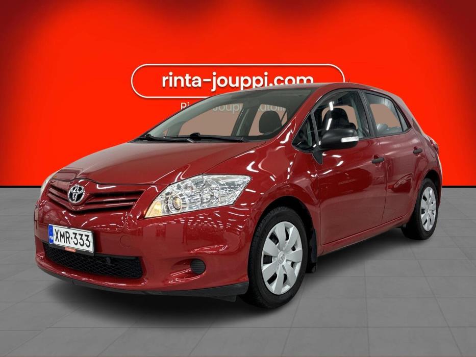 TOYOTA Auris 2011
