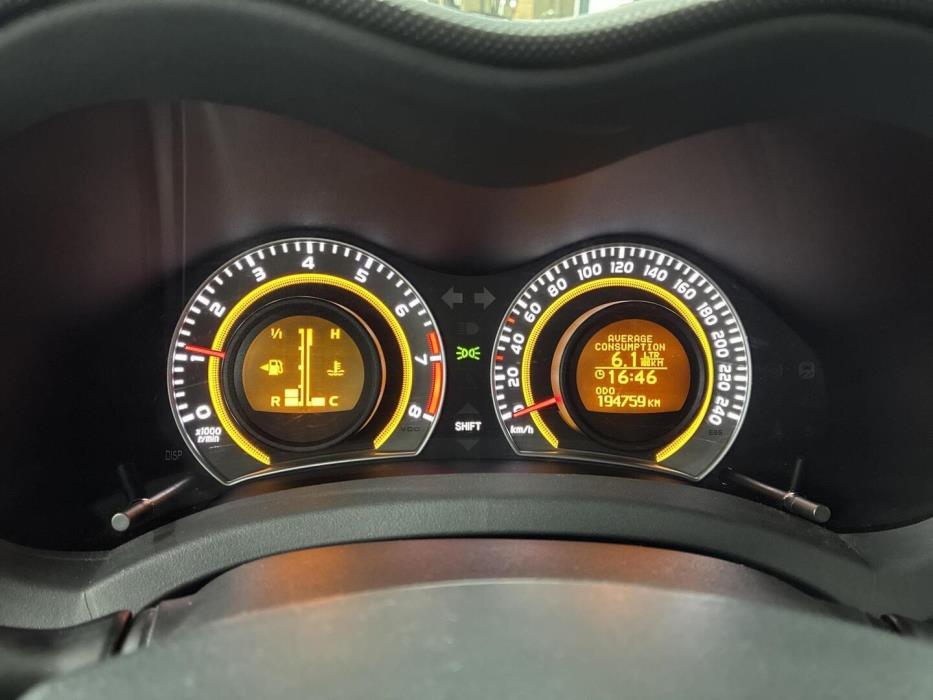 TOYOTA Auris 2011