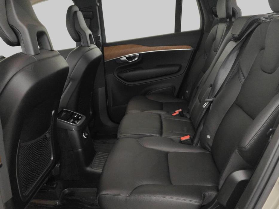 VOLVO XC90 2017