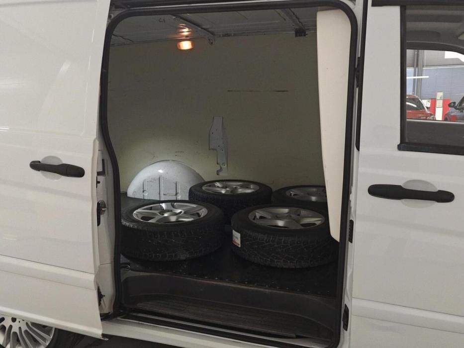 MERCEDES-BENZ Vito 2013