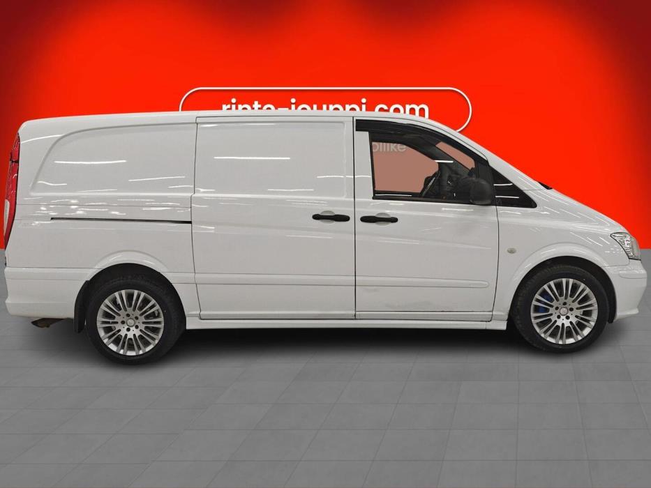 MERCEDES-BENZ Vito 2013