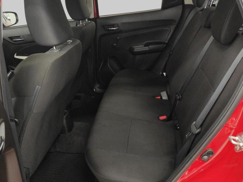 SUZUKI Swift 2022