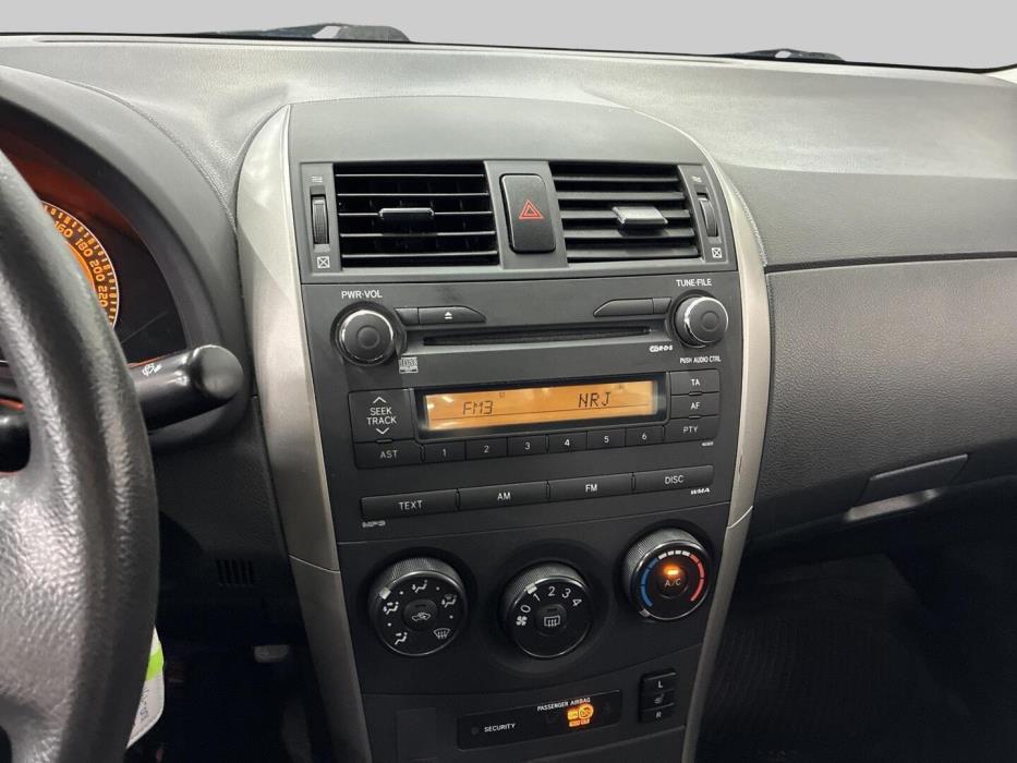 TOYOTA Corolla 2009