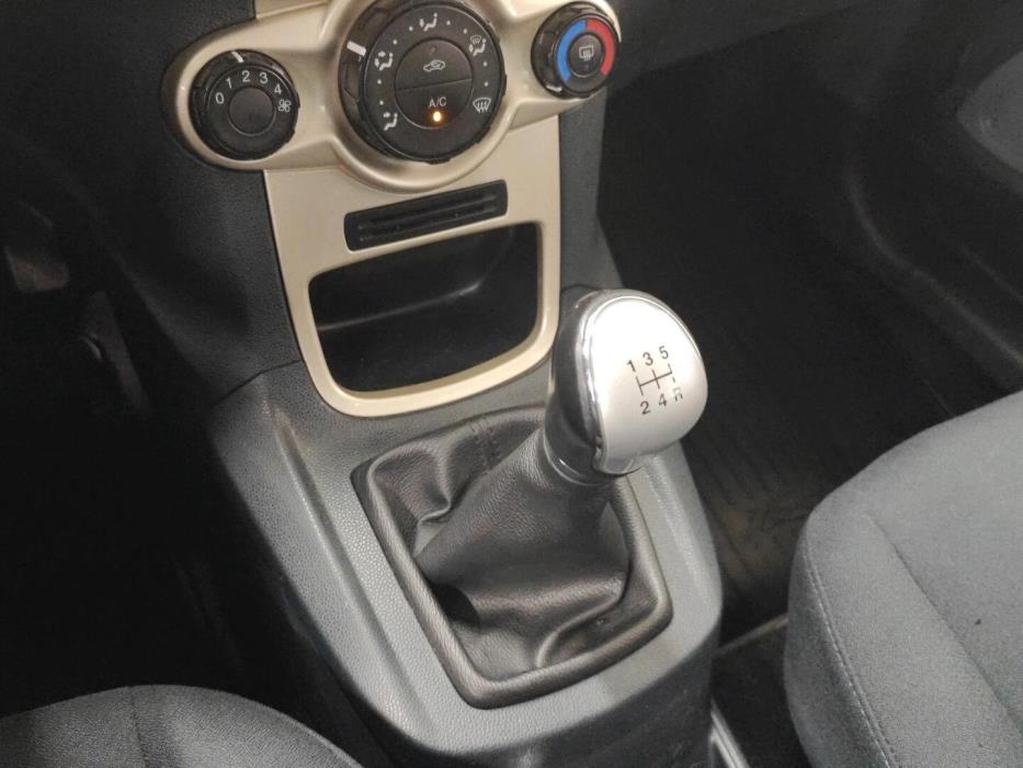 FORD Fiesta 2009