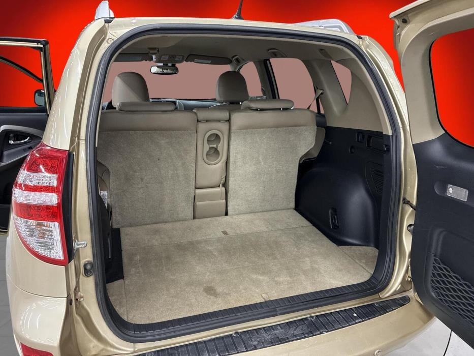 TOYOTA RAV4 2009