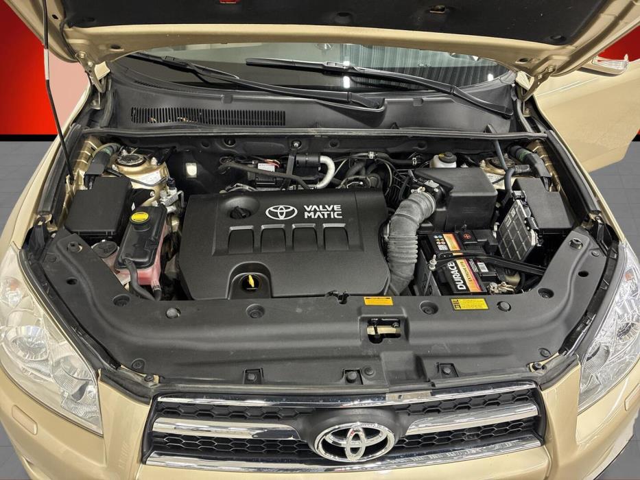 TOYOTA RAV4 2009