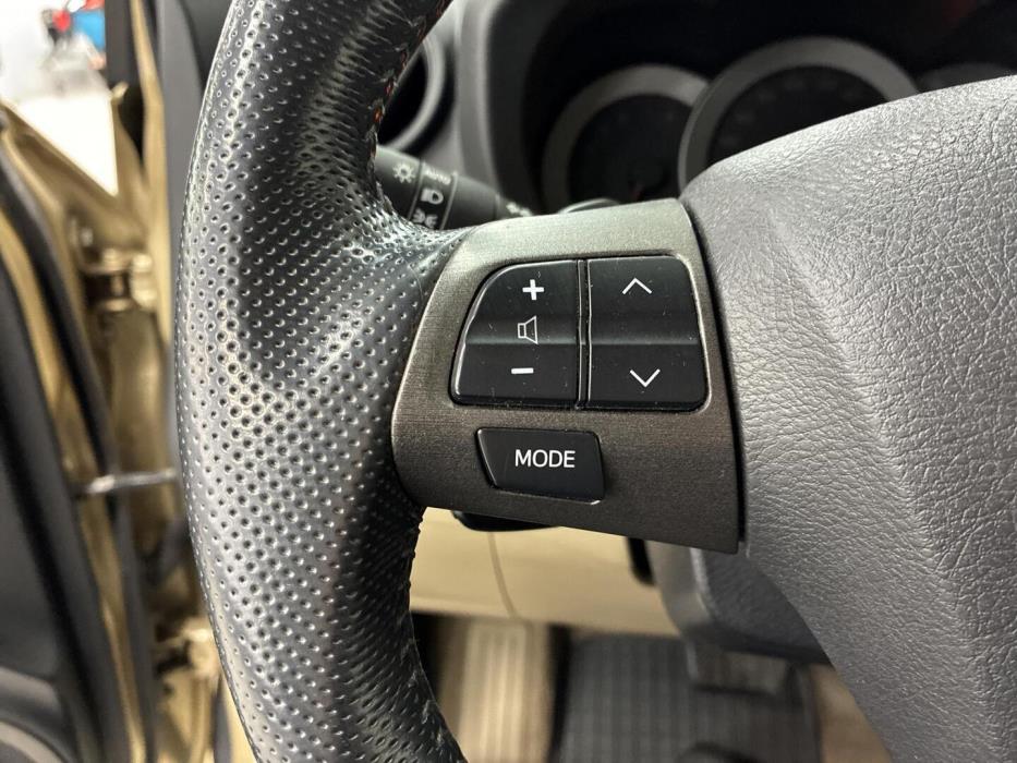 TOYOTA RAV4 2009