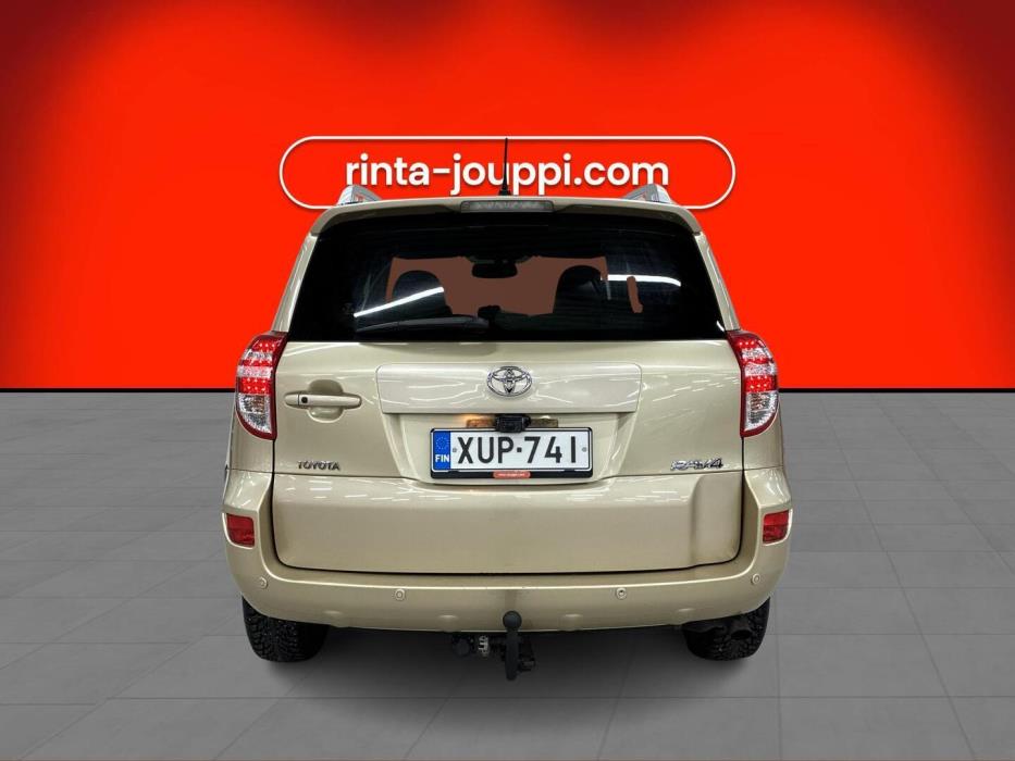 TOYOTA RAV4 2009