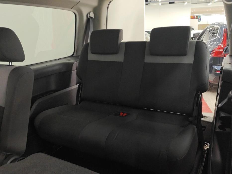 VOLKSWAGEN Caddy Maxi 2013