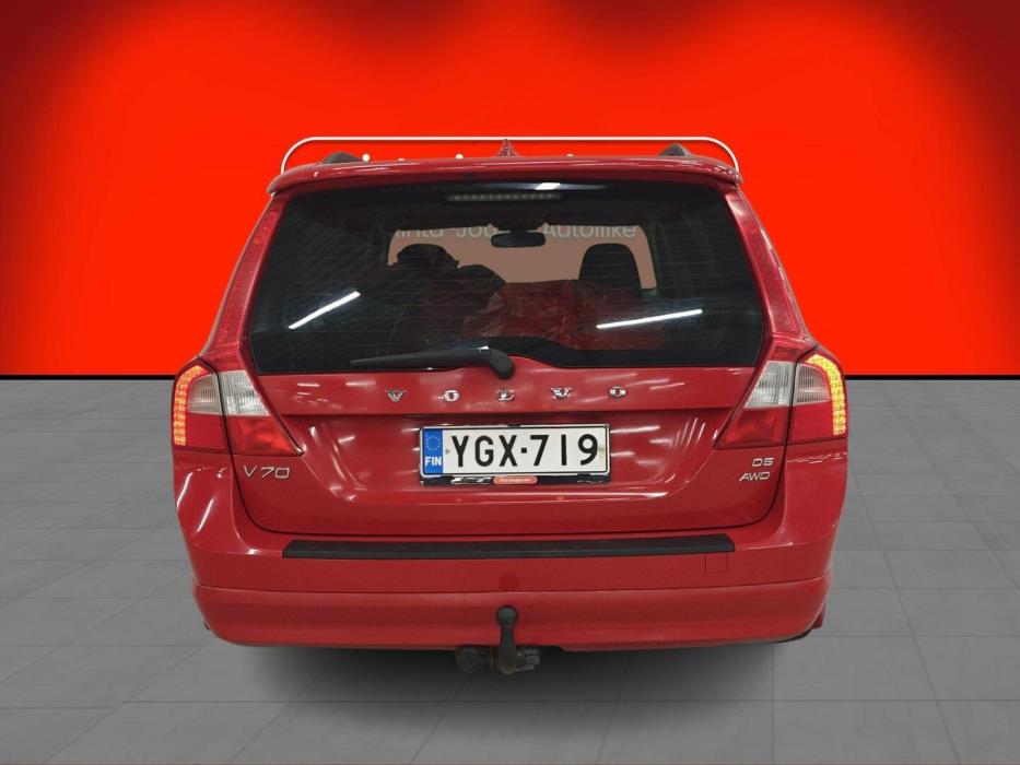 VOLVO V70 2008