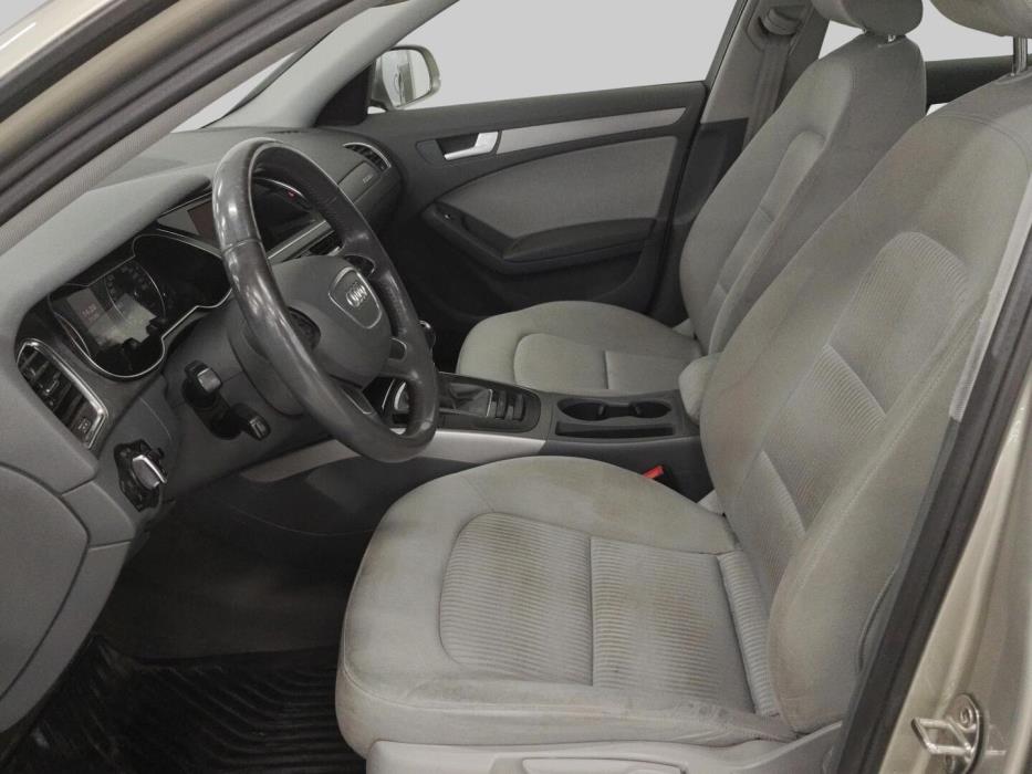AUDI A4 2013