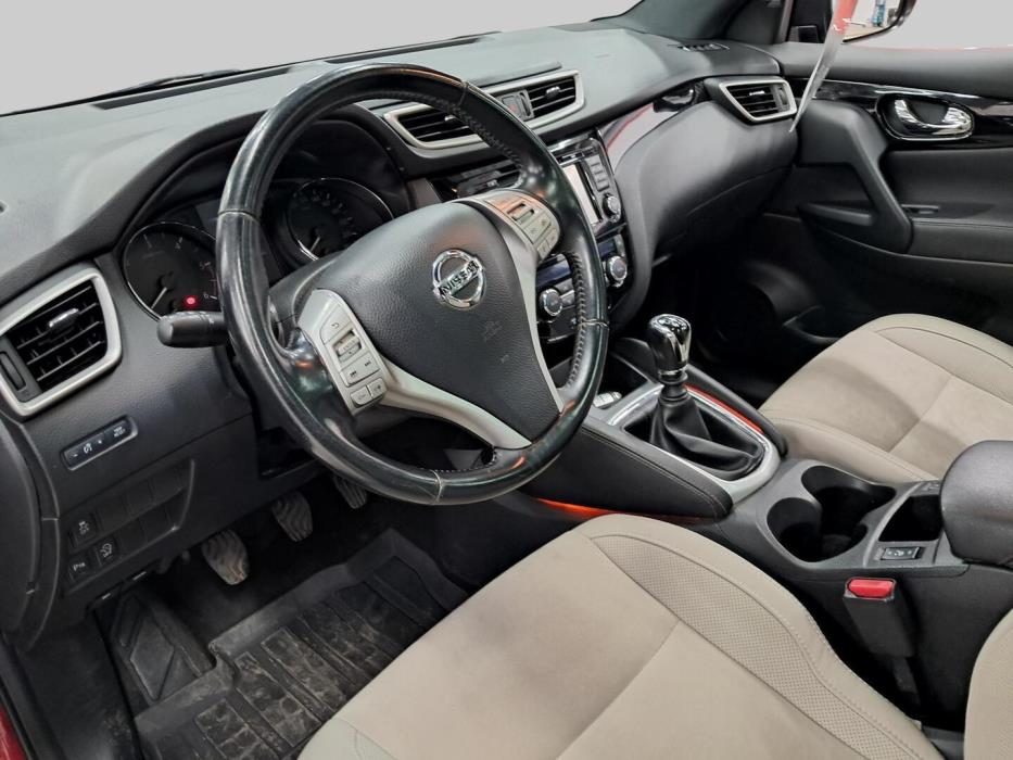 NISSAN Qashqai 2014