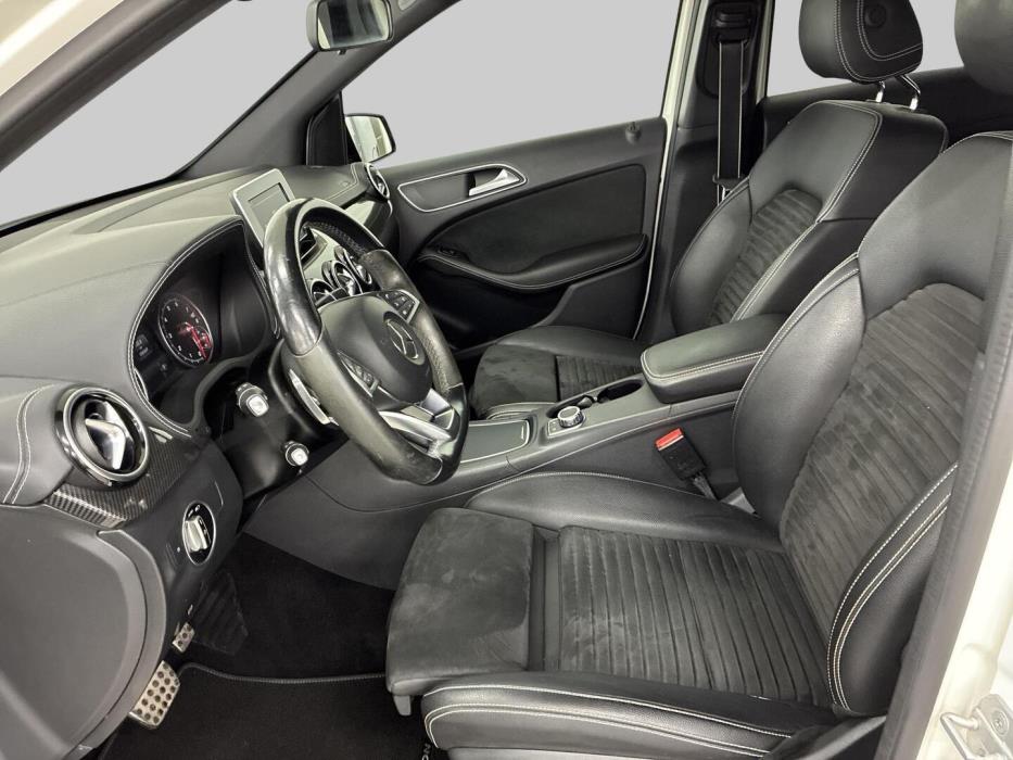 MERCEDES-BENZ B 2017