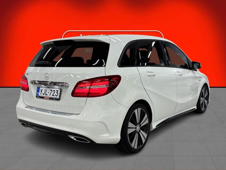 MERCEDES-BENZ B 2017