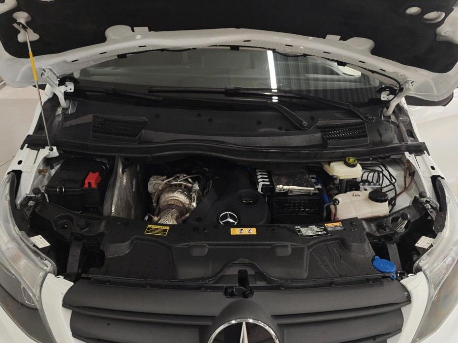 MERCEDES-BENZ VITO 2022