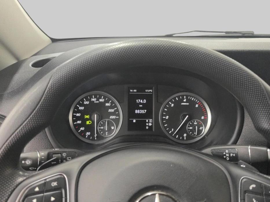MERCEDES-BENZ VITO 2022