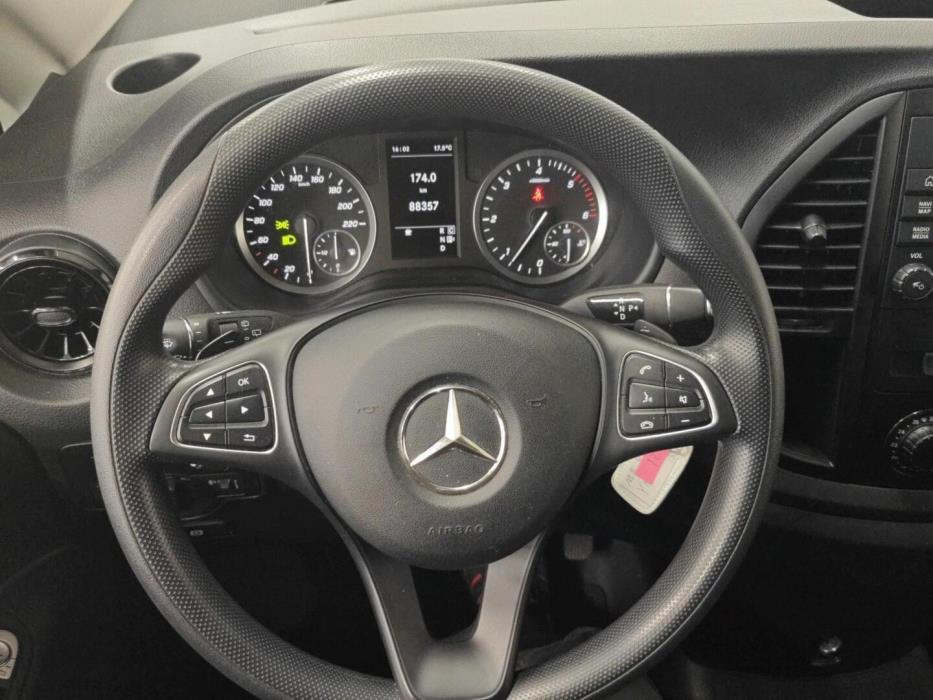 MERCEDES-BENZ VITO 2022