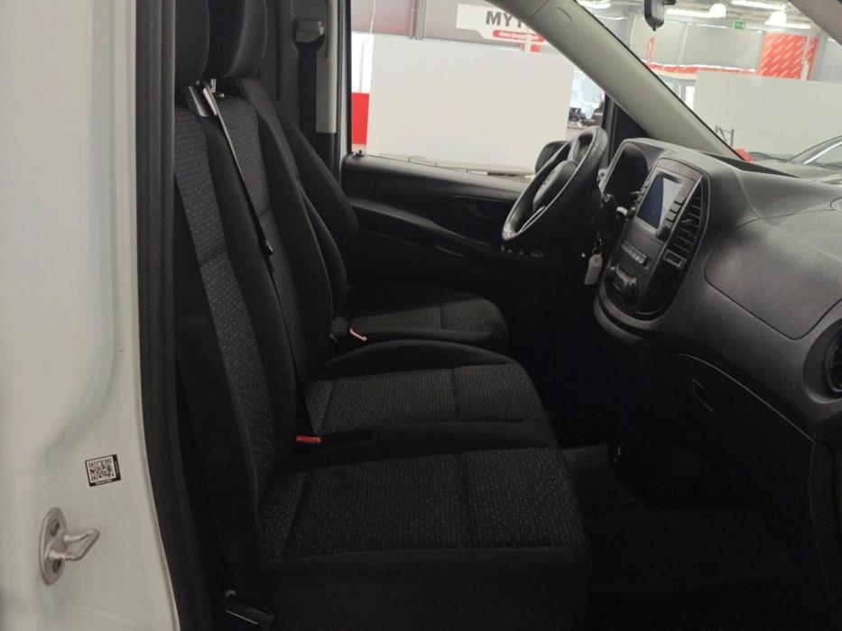 MERCEDES-BENZ VITO 2022