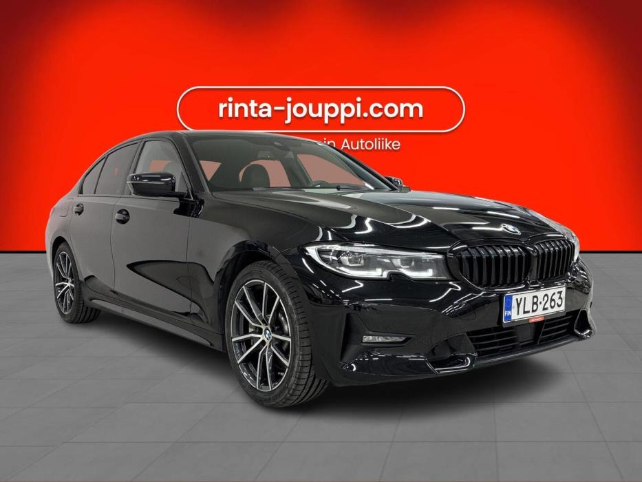 BMW 330 2019